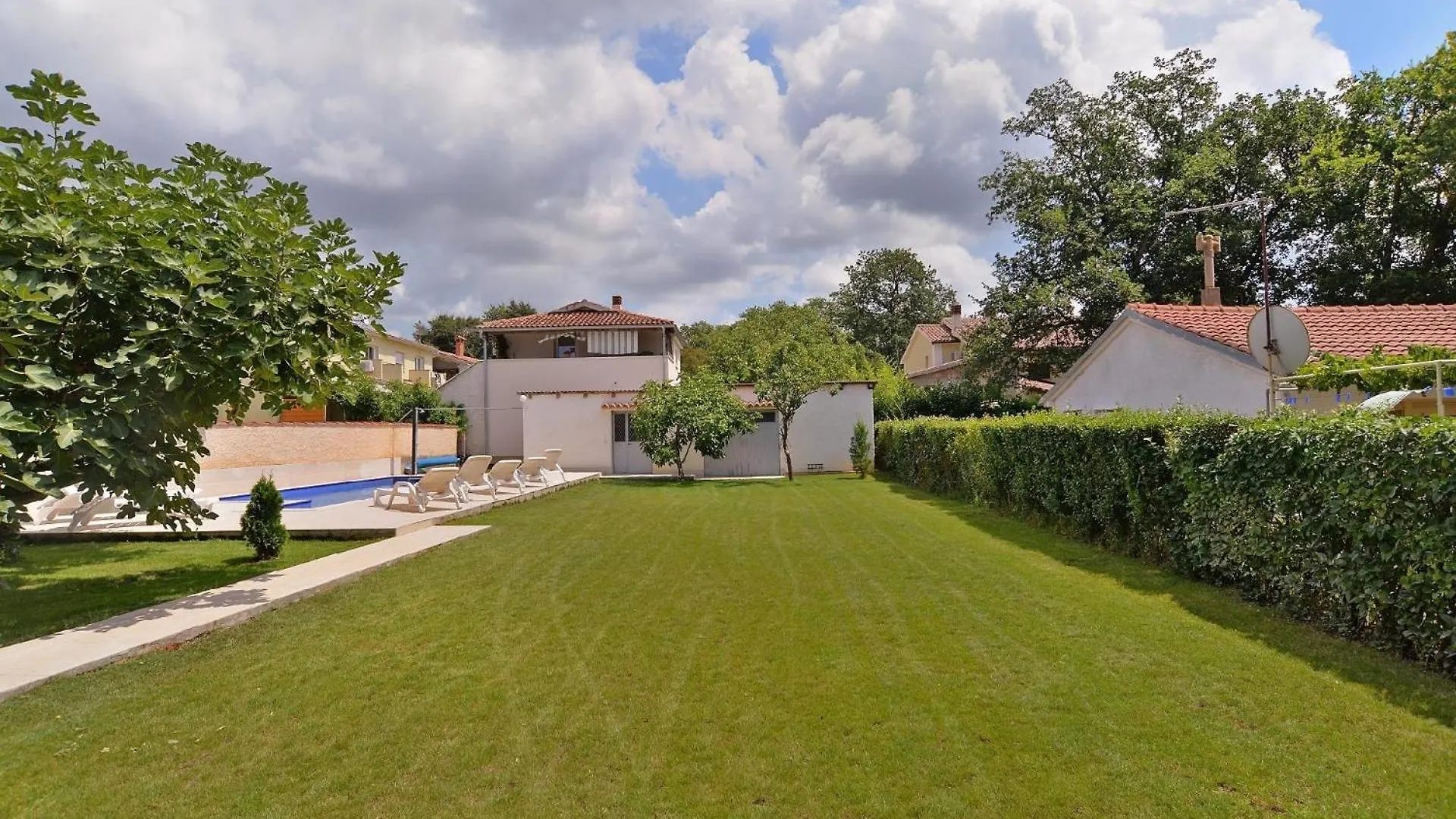 Ferienhaus Mit Privatpool Fuer 12 Personen Ca 200 Qm In Valbandon, Istrien Istrische Riviera Horvátország